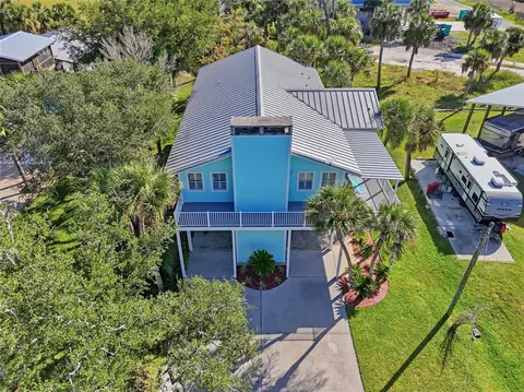 View/Area - 104 3rd St NW, Steinhatchee, FL 32359 photo 2 of 8