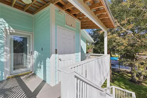 Exterior - 104 3rd St NW, Steinhatchee, FL 32359 photo 3 of 11