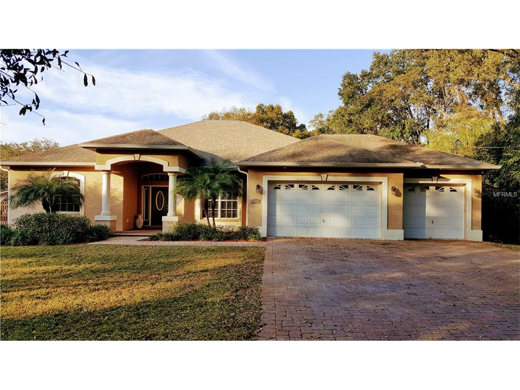 2218 Pinecrest Dr, Lutz, FL 33549 photo 1