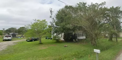 3030 11th Street Ct E, Bradenton, FL 34208