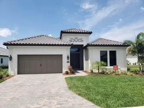 484 Bocelli Dr, Nokomis, FL 34275