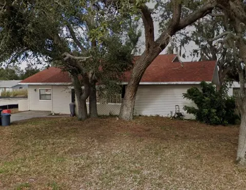 2607 Englewood Rd, Venice, FL 34293