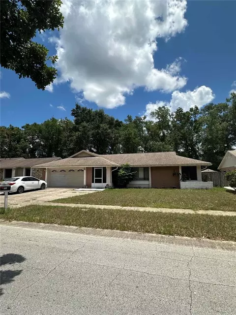 448 S Meander Dr, Altamonte Springs, FL 32714