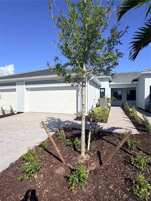 18812 Indian Rock Pl, Bradenton, FL 34211