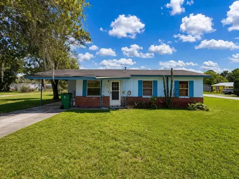 4932 20th St, Zephyrhills, FL 33542
