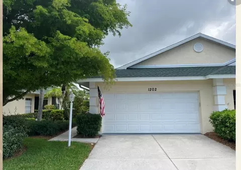 1202 Auburn Cove Cir, Venice, FL 34292
