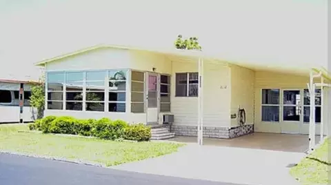 2032 Waterview Dr, Holiday, FL 34691