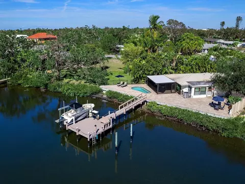 5508 Dinah Ln, Sarasota, FL 34231