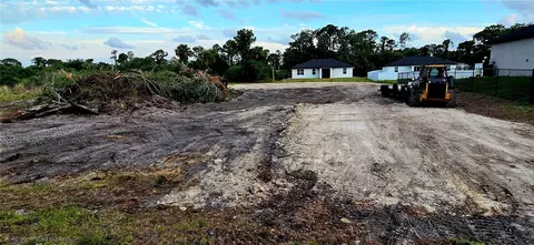3743 Kelsey St, Fort Myers, FL 33905