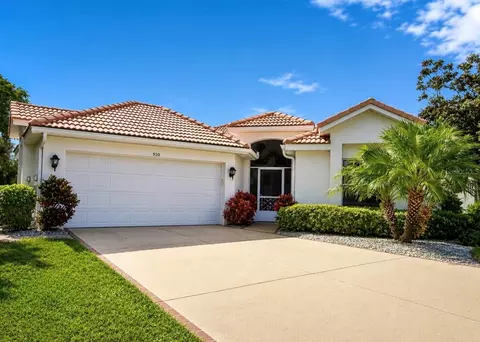 920 Kings Blvd, Sun City Center, FL 33573
