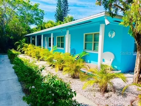 412 73rd Ave, Saint Pete Beach, FL 33706