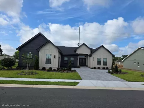 5375 Clubhouse Hills Ln, Lakeland, FL 33812