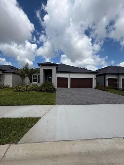 12055 Violet Jasper Dr, Parrish, FL 34219