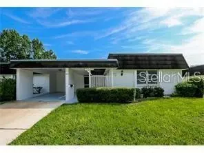 3925 Glen Oaks Dr E #50, Sarasota, FL 34232