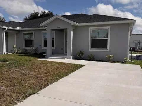 10107 Tramore Ave, Englewood, FL 34224
