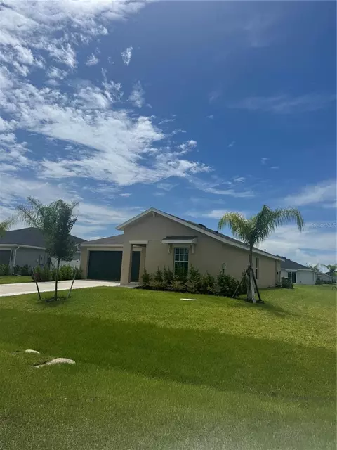 101 Hercules Dr, Rotonda West, FL 33947