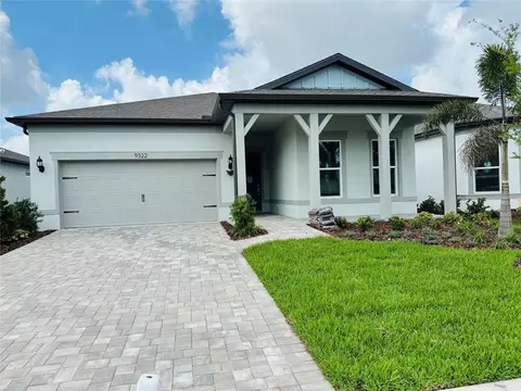9322 Daylight Dr, Parrish, FL 34219