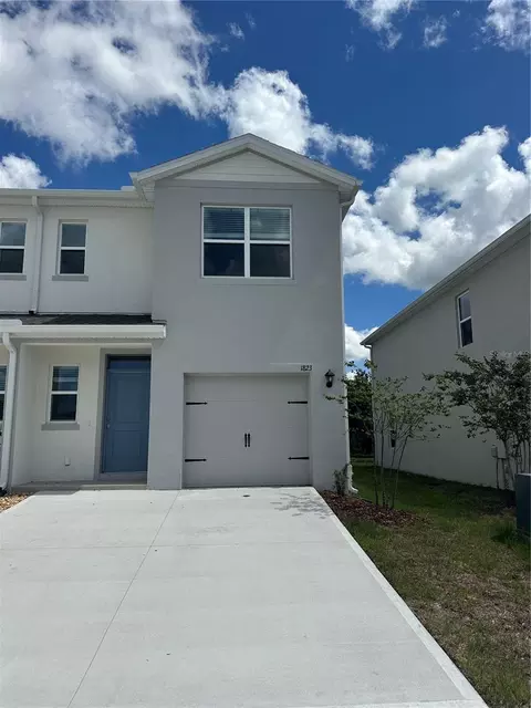 1823 Rock Elm Rd, Davenport, FL 33837
