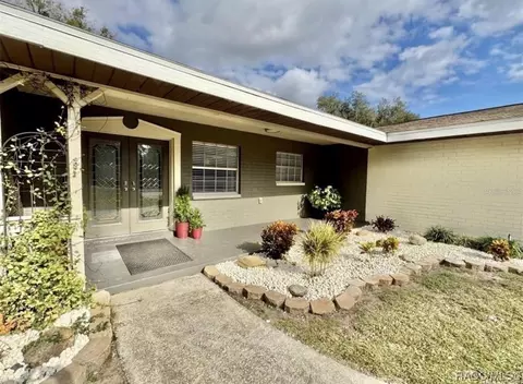 7625 E Misty Ln, Inverness, FL 34450