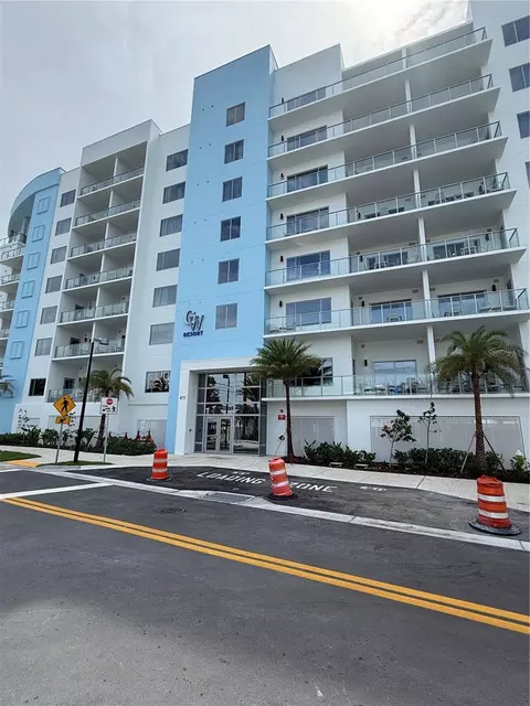 411 E Shore Dr #811, Clearwater Beach, FL 33767