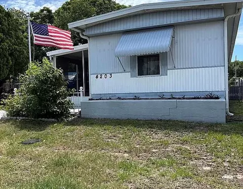 4203 Cardoon Dr, New Port Richey, FL 34653