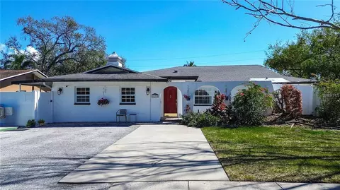 2100 Mcmullen Rd, Largo, FL 33771