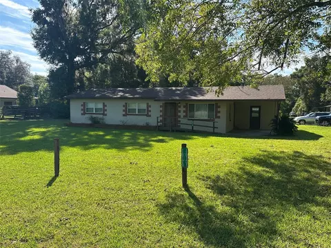 16129 SW Archer Rd, Archer, FL 32618