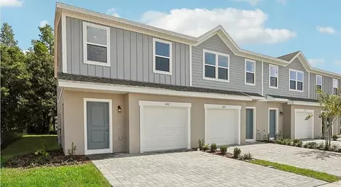 1613 Fan Palm Dr, Davenport, FL 33897
