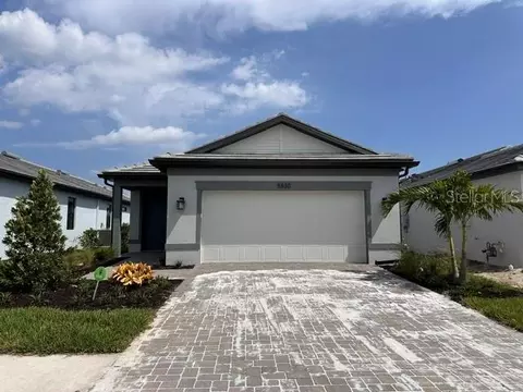 5830 Talon Preserve Dr, Nokomis, FL 34275