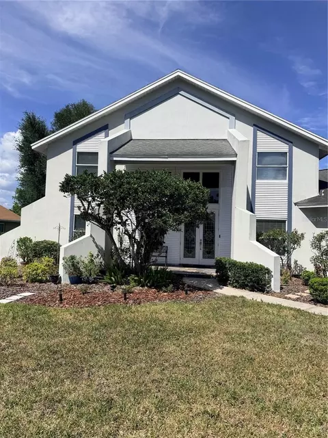 17919 Clear Lake Dr, Lutz, FL 33548