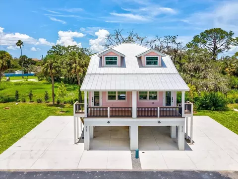6715 Wander Ln, New Port Richey, FL 34654