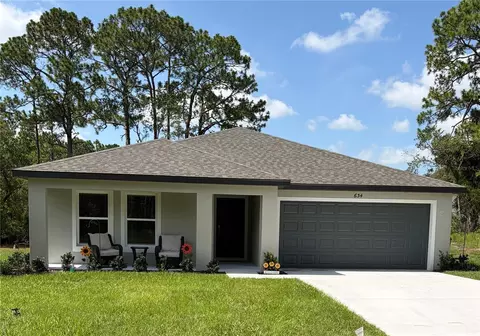 634 W Newbury St, Citrus Springs, FL 34434