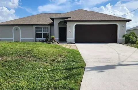 122 NW 9th Ter, Cape Coral, FL 33993