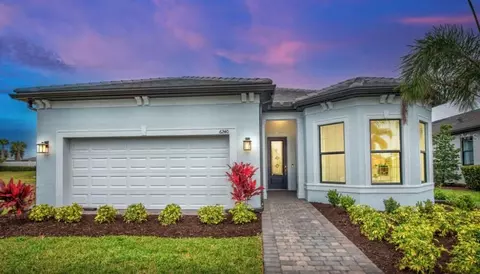 26545 Sandy Hill Dr, Englewood, FL 34223