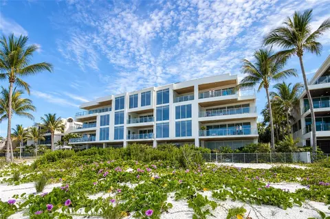 70 Avenida Veneccia #203, Sarasota, FL 34242