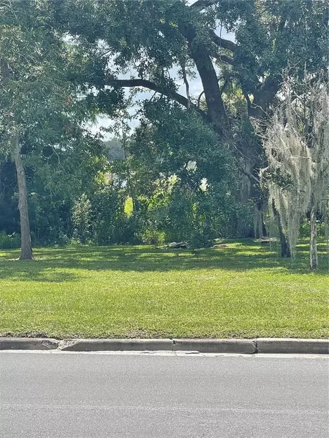 West Avenue, Clermont, FL 34711