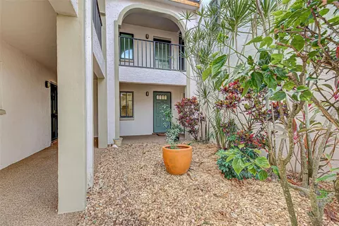 824 Capri Isles Blvd #106, Venice, FL 34292