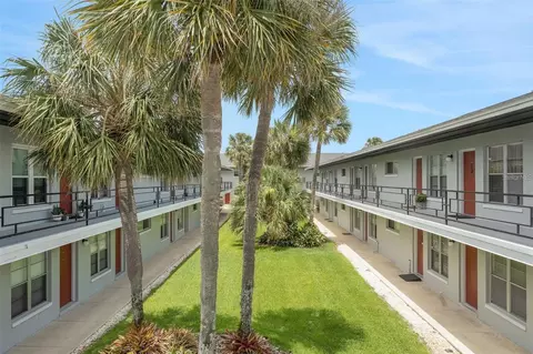 4328 Edgewater Dr #D201, Orlando, FL 32804
