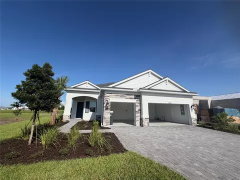 2028 Bamboo Palm Cv, Bradenton, FL 34212