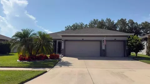 3808 Milflores Dr, Ruskin, FL 33573