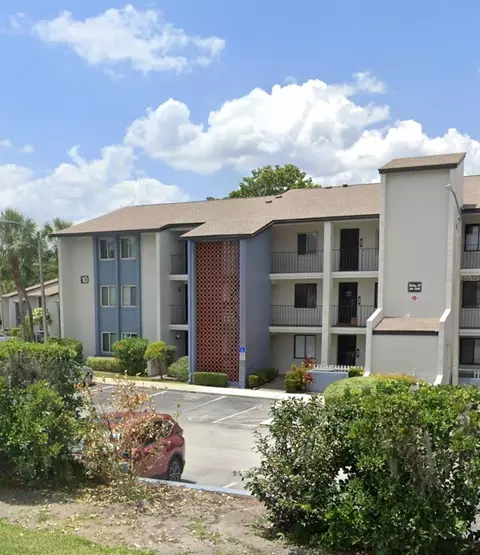 10 Escondido Cir #91, Altamonte Springs, FL 32701