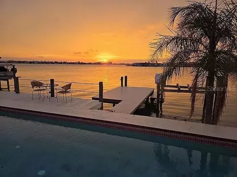 11549 48th Ave N, Saint Petersburg, FL 33708