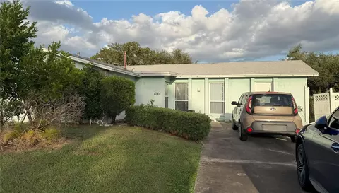 8165 82nd St, Seminole, FL 33777