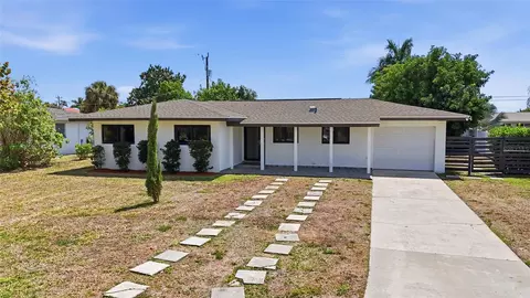 442 El Dorado Pkwy E, Cape Coral, FL 33904