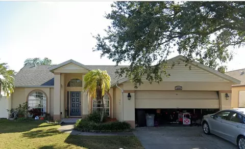3884 105th Ave N, Clearwater, FL 33762