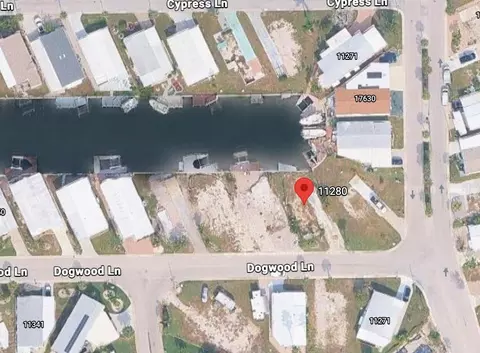 11280 Dogwood Ln, Fort Myers Beach, FL 33931