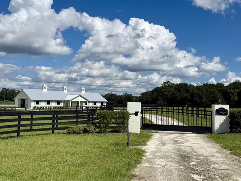 2945 NW 131st St, Reddick, FL 32686