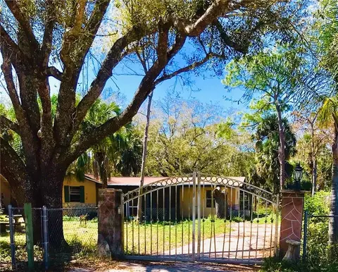 1941 Della Dr, Naples, FL 34117 photo 1