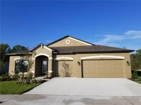 18512 Malinche Loop, Spring Hill, FL 34610 photo 1