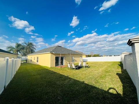 1804 Ribbon Falls Pkwy, Orlando, FL 32824
